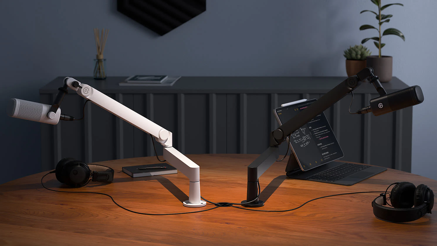 Wave Mic Arms 用 Desk Plate | Elgato